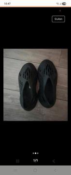 Yeezy Foam Runner - Comfort en Stijl!, Slippers, Zwart, Nieuw, Ophalen of Verzenden