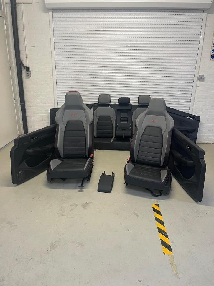 Vw golf 8 GTI nappa leer inclusief stoelairbagsstoelverw, Auto-onderdelen, Interieur en Bekleding, Volkswagen, Nieuw, Ophalen