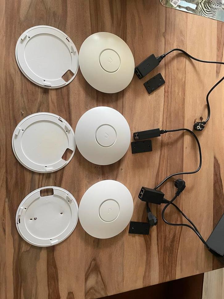 Ubiquiti UniFi AP - Krachtige WiFi Access Points, Computers en Software, Accesspoints, Gebruikt, Ophalen
