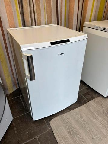 Vier Laden NoFrost Vriezer AEG - Werkt Goed - Schoon beschikbaar voor biedingen