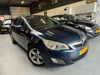 Opel Astra 1.6 16V 5D 2010 Blauw trekhaak airco navi cruise, Auto's, Opel, Voorwielaandrijving, 65 €/maand, 1250 kg, 680 kg