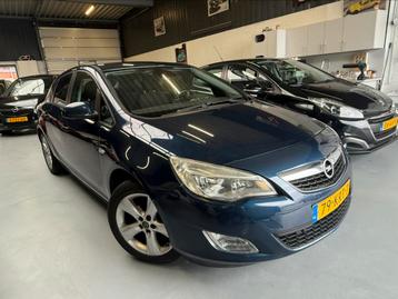 Opel Astra 1.6 16V 5D 2010 Blauw trekhaak airco navi cruise beschikbaar voor biedingen