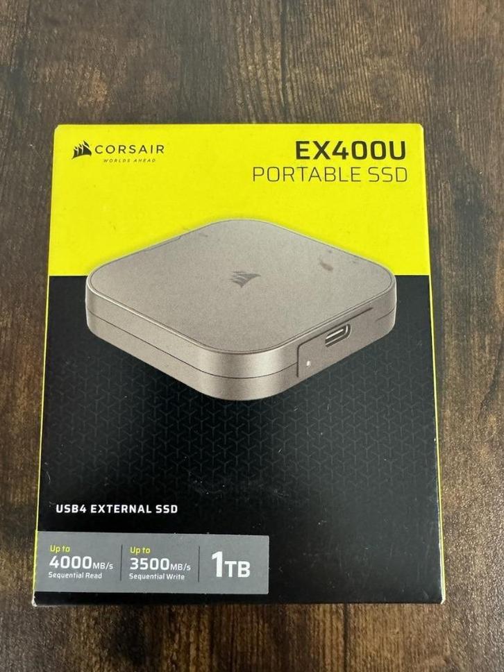 Corsair EX400U 1Tb externe SSD (4 op voorraad), Computers en Software, Harde schijven, Zo goed als nieuw, Extern, SSD, USB, Ophalen of Verzenden