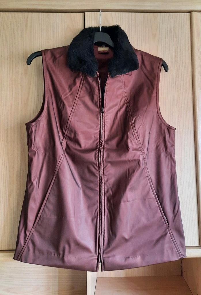 Bodywarmer maat L, Kleding | Dames, Bodywarmers, Zo goed als nieuw, Rood, Ophalen of Verzenden