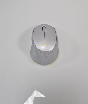 Logitech M330 Grijs - Draadloze Silent Muis beschikbaar voor biedingen