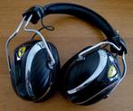 Ferrari  P200 over ear Headphone met hoes by Logic 3, Ophalen of Verzenden, Gebruikt, Over oor (circumaural), Overige merken
