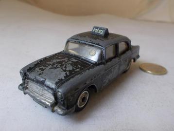 1960 Dinky Toys 256 HUMBER HAWK POLICE + 2 FIGURES. (-A-) beschikbaar voor biedingen