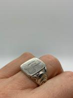 A59 Prachtige zilveren zegelring initialen DS maat 19, Sieraden, Tassen en Uiterlijk, Antieke sieraden, Ophalen of Verzenden, Zilver