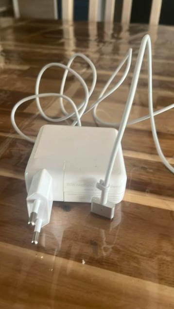 Apple Magsafe beschikbaar voor biedingen