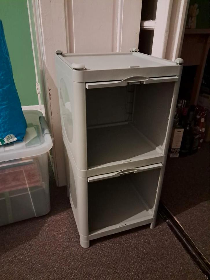 Ivösjön Ikea kastje helemaal nieuw zonder bovenste stuk, Huis en Inrichting, Badkamer | Badkamermeubels, Zo goed als nieuw, Minder dan 100 cm