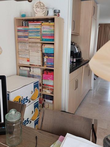 Boekenkast, berkenpatroon, 60x25x171 cm beschikbaar voor biedingen