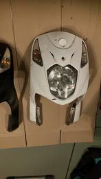 Sym orbit 2 sym xpro x pro voorkap voorkant met verlichting, Ophalen, Zo goed als nieuw, Overige typen