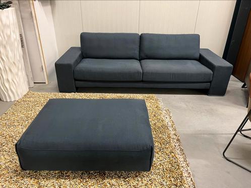 Showmodel Rolf Benz Ego 4 zits bank stof blauw Design Poef, Huis en Inrichting, Banken | Bankstellen, Zo goed als nieuw, Stof