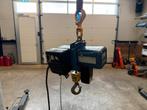 Donati 250kg elektrische kettingtakel 3,2m hijshoogte, Doe-het-zelf en Verbouw, Lieren en Takels, Ophalen, Gebruikt, Elektrisch