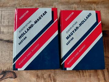 Woordenboeken Hongaars-Nederlands en Nederlands-Hongaars beschikbaar voor biedingen