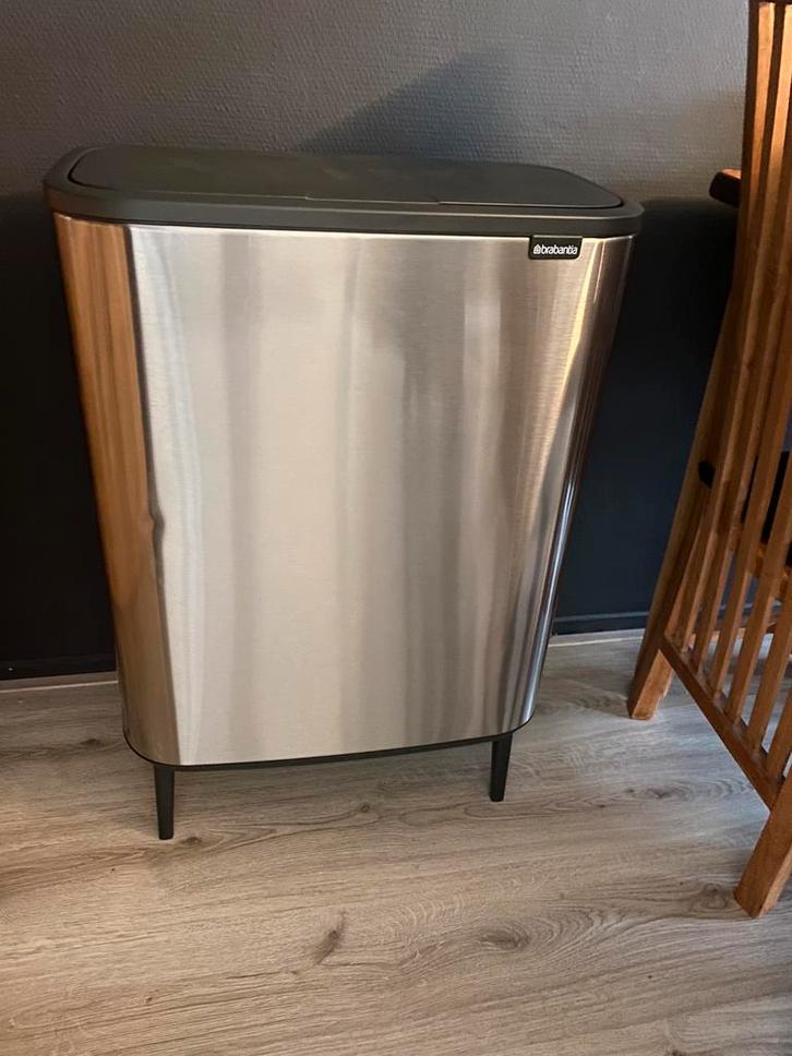 Brabantia Bo Touch Bin 60–MattSteel–NIEUW–2*30L binnenemmers, Huis en Inrichting, Woonaccessoires | Prullenbakken, Nieuw, Rvs