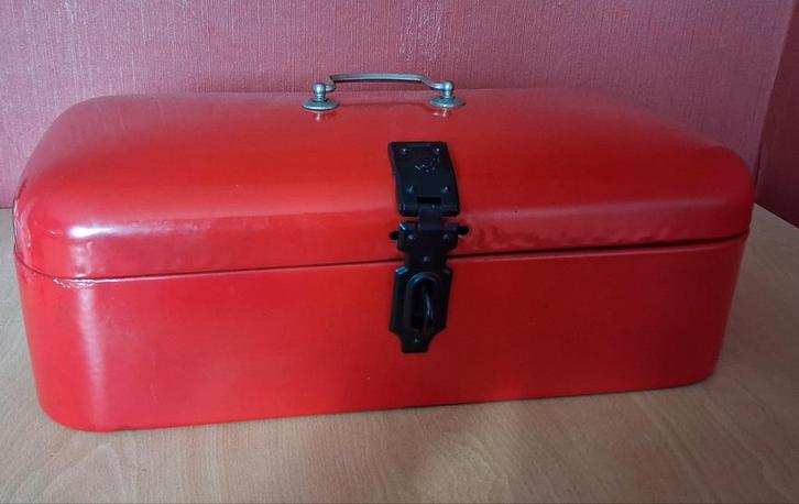 Mooie rode emaille broodtrommel, Antiek en Kunst, Antiek | Emaille, Ophalen