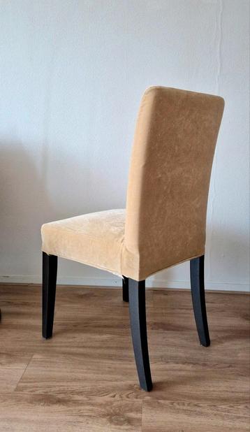 4 stuks Henriksdal Ikea eetkamerstoelen geel velours beschikbaar voor biedingen