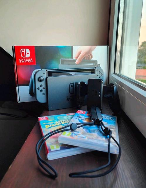Nintendo Switch Launch Edition met Lego Undercover/Spongebob, Spelcomputers en Games, Spelcomputers | Nintendo Switch, Zo goed als nieuw