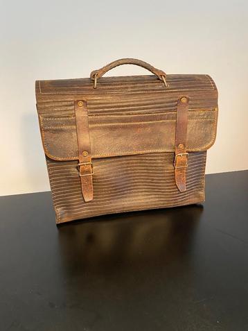 Prachtige Vintage leren design Kantoortas Schooltas Aktetas beschikbaar voor biedingen