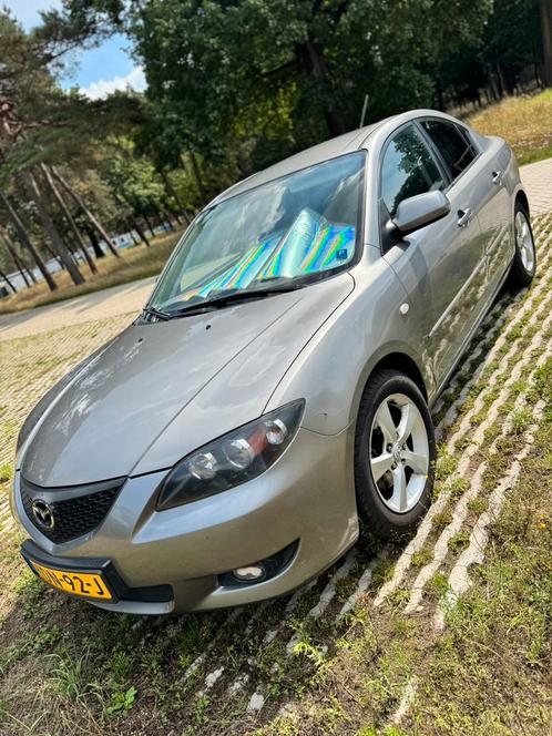 Mazda 3 1.6 Sedan 2005 Grijs, Auto's, Mazda, Bedrijf, Airbags, Airconditioning, Bluetooth, Benzine, Euro 4, Sedan, Handgeschakeld