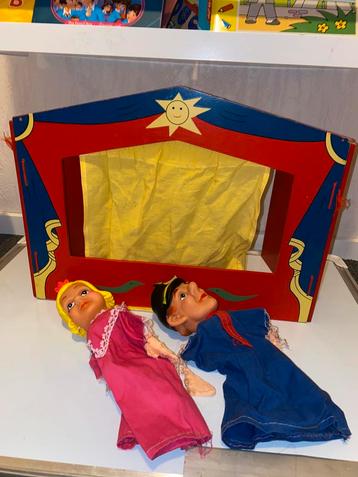 Poppenkast theater beschikbaar voor biedingen