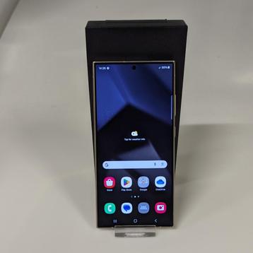 Samsung Galaxy S24 ultra 256GB in Doos | Nette Staat beschikbaar voor biedingen