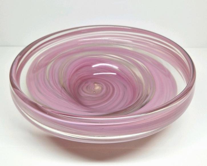 Mdina dikwandige glazen schaal met roze swirl, Malta., Antiek en Kunst, Antiek | Glas en Kristal, Ophalen of Verzenden