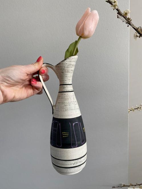 Vintage West Germany vaasje, Huis en Inrichting, Woonaccessoires | Vazen, Zo goed als nieuw, Overige kleuren, Minder dan 50 cm