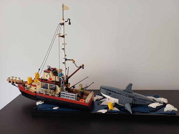 Bouwstenen set # 21350 IDEAS Jaws, Kinderen en Baby's, Speelgoed | Bouwstenen, Zo goed als nieuw, Ophalen of Verzenden