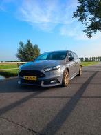 Ford Focus ST - unieke kleurencombinatie, Auto's, 15 km/l, Zwart, 4 cilinders, Handgeschakeld