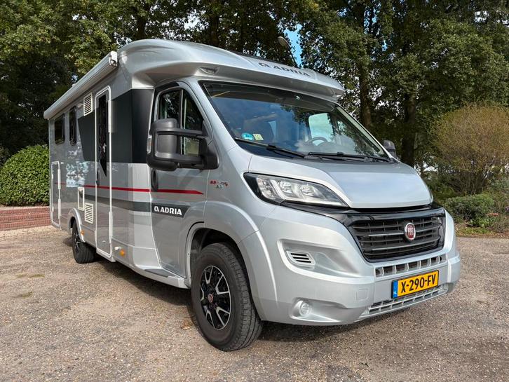 Adria Coral 690 SC Platinum 2017 Queensbed, Caravans en Kamperen, Campers, Particulier, tot en met 3, Half-integraal, Adria, Fiat