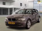 BMW 1-serie 118d Corporate Business Line/NAVI/CAMERA/AIRCO/6, Auto's, BMW, Origineel Nederlands, Te koop, 135 €/maand, 4 stoelen