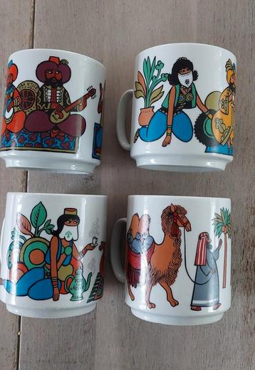 Van Nelle mokken 1001 nacht / Arabian nights jaren70  beschikbaar voor biedingen