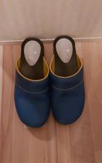 Zo goed als nieuw tjoelup klompen maat 39, Kleding | Dames, Schoenen, Blauw, Ophalen of Verzenden, Zo goed als nieuw, Werkschoenen