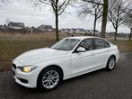 BMW 3-serie 320i High Executive (bj 2012), Euro 5, Achterwielaandrijving, Gebruikt, 4 cilinders