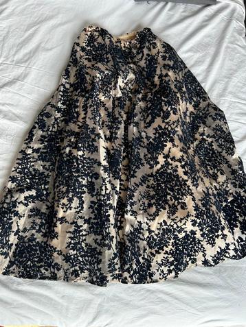 Navy donkerblauwe lehenga beschikbaar voor biedingen