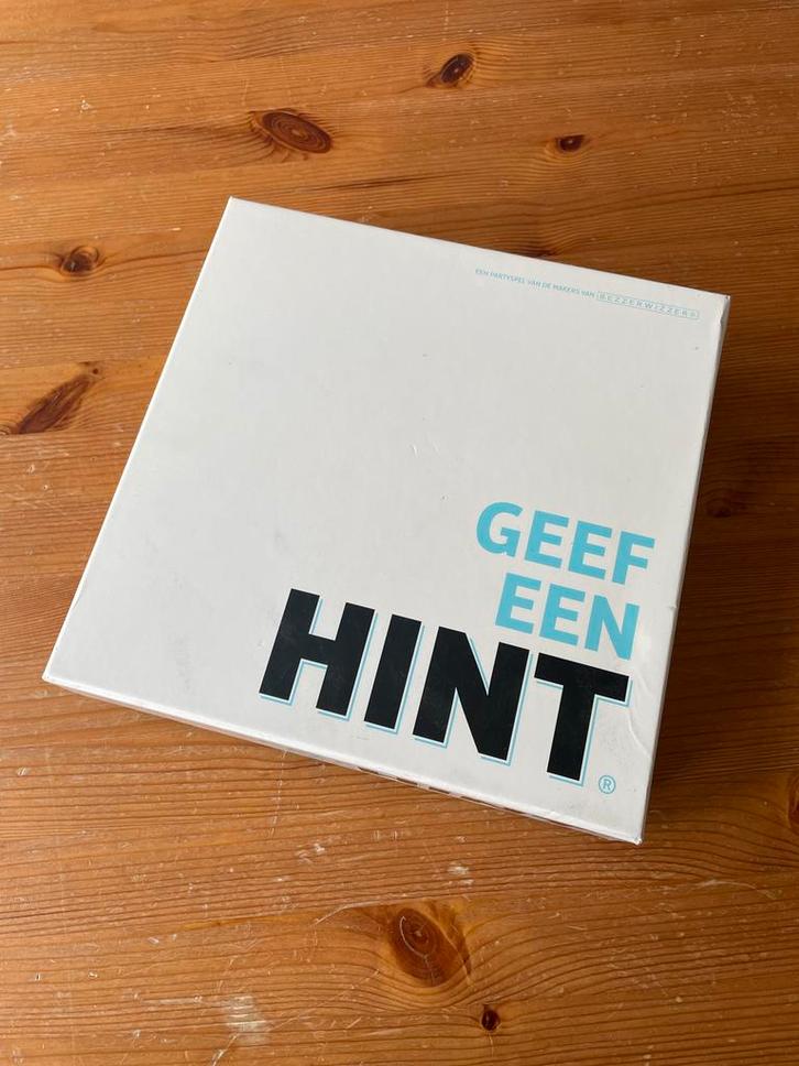 HINT Bordspel, Hobby en Vrije tijd, Gezelschapsspellen | Bordspellen, Zo goed als nieuw, Drie of vier spelers, Ophalen of Verzenden