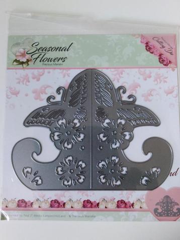 Snijmal vlinder / kaarten stander beschikbaar voor biedingen