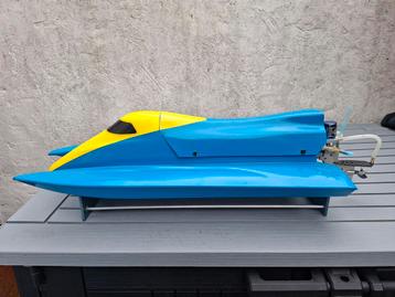 F1 hornet  beschikbaar voor biedingen