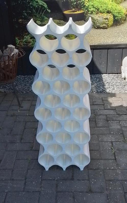 💐SPACE AGE WIJNREK WIT KOZIOL, Huis en Inrichting, Woonaccessoires | Wijnrekken, Zo goed als nieuw, Minder dan 50 cm, Kunststof