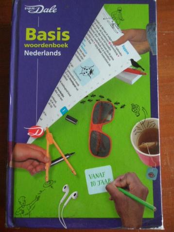 Basis woordenboek Nederlands van Dale 4e druk 2018 beschikbaar voor biedingen