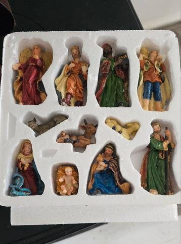 Kerststal beeldjes beschikbaar voor biedingen