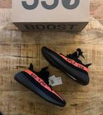Adidas Yeezy Boost 350 V2 Core Black Red maat 42 2/3 US9, Kleding | Heren, Schoenen, Nieuw, Adidas Yeezy, Ophalen of Verzenden