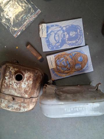 Lambretta Onderdelen - Tank, Pakkingen, etc. beschikbaar voor biedingen