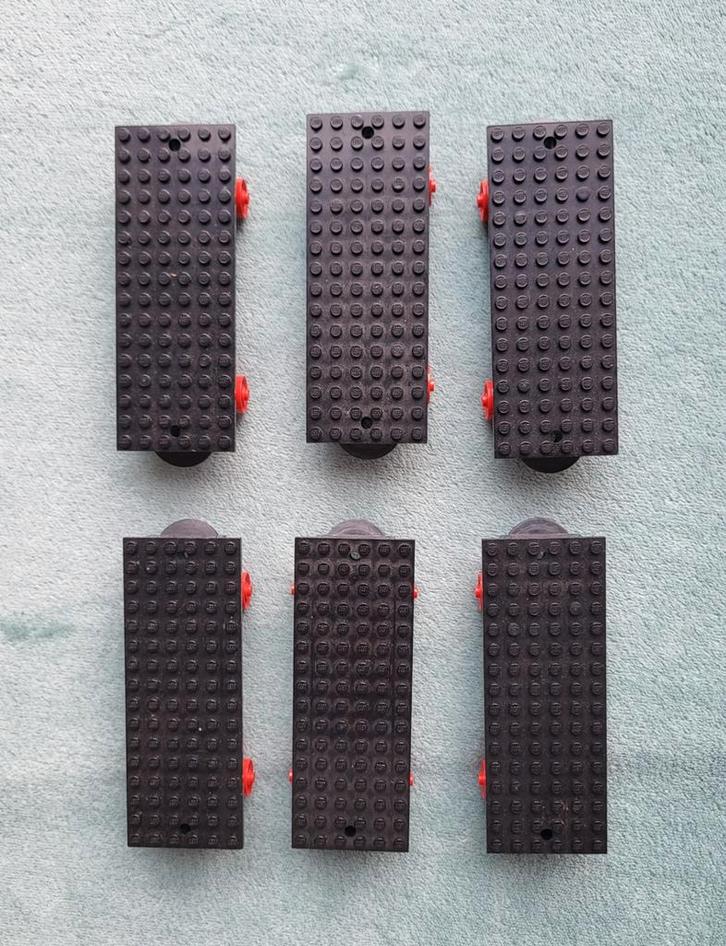 Lego trein blauwe rails wagon onderstellen (lang midel), Kinderen en Baby's, Speelgoed | Duplo en Lego, Gebruikt, Lego, Losse stenen