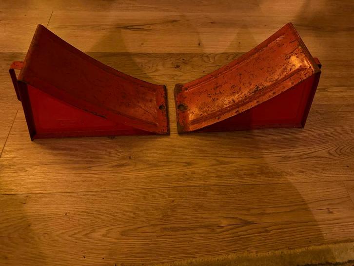 Vintage rode wiel stutten 🛞, Auto-onderdelen, Klein materiaal, Gebruikt, Ophalen of Verzenden