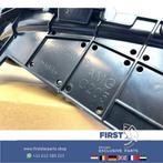 W205 C205 S205 UITLAAT SIERSTUK LINKS  Mercedes C Klasse 201, Auto diversen, Tuning en Styling, Ophalen of Verzenden, -, -, -