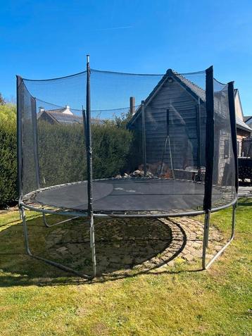 Trampoline 3.60 m beschikbaar voor biedingen