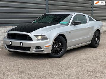 Ford USA Mustang 3.7 V6 AUT Cruise Airco Custom interior! beschikbaar voor biedingen